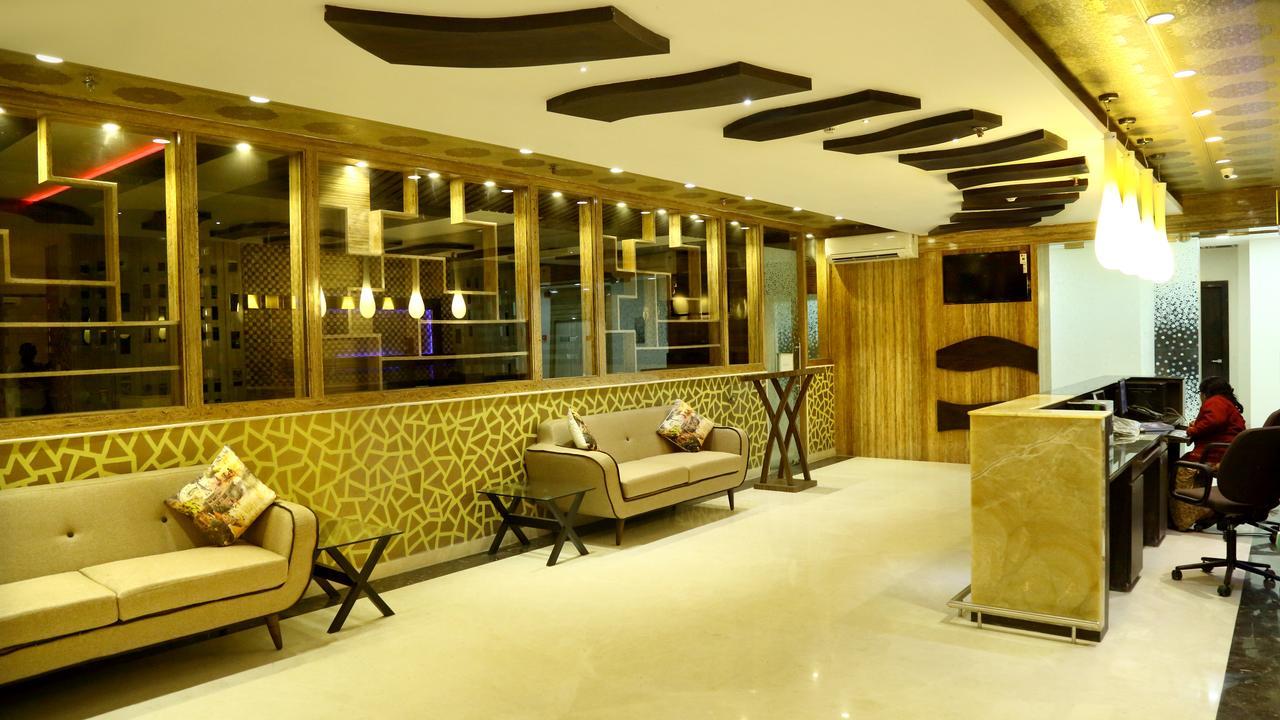 The Majestic Suites Calcutta  Esterno foto